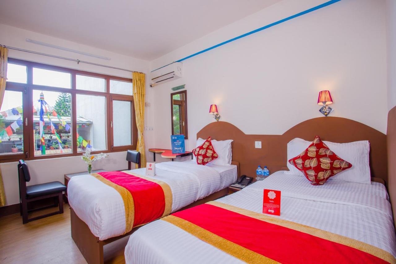 Oyo 166 Kathmandu Tourist Home Buitenkant foto