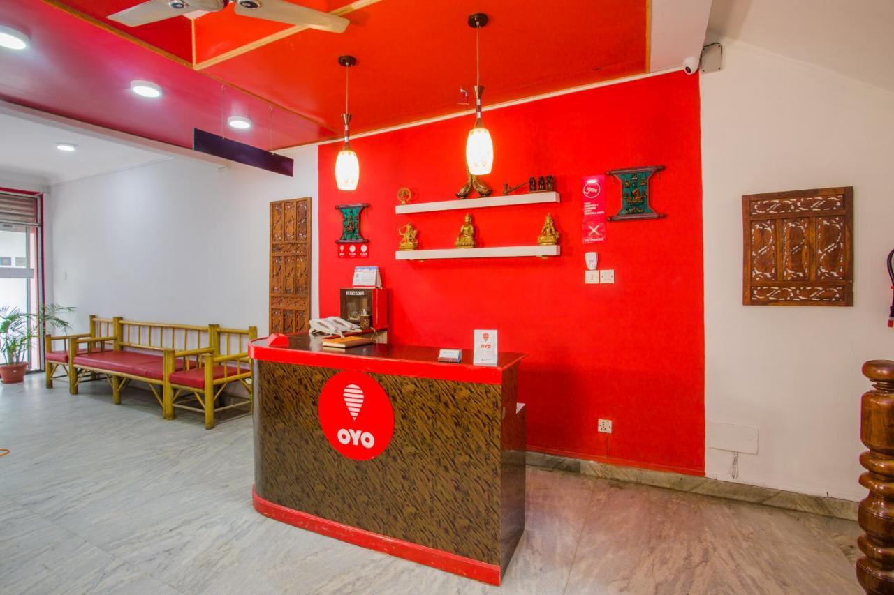 Oyo 166 Kathmandu Tourist Home Buitenkant foto