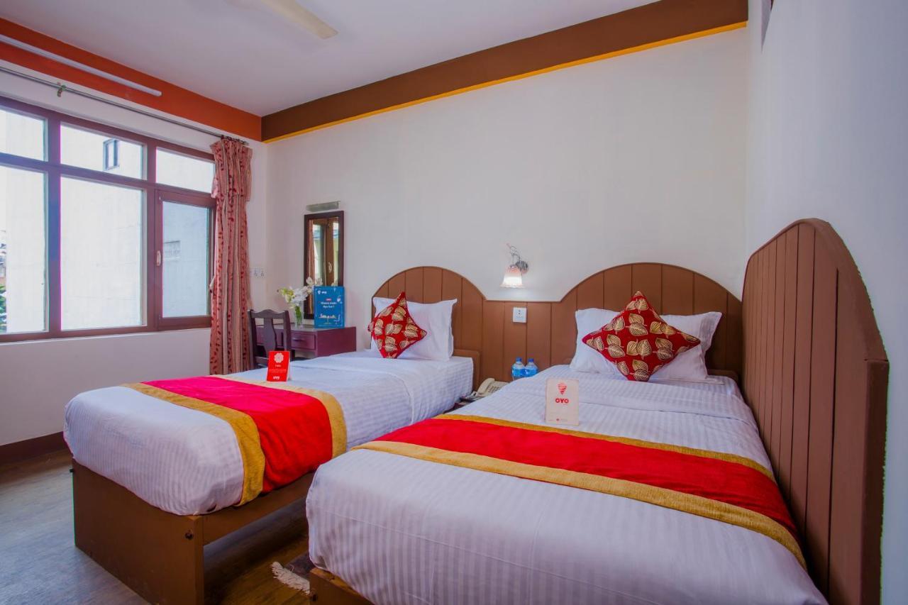 Oyo 166 Kathmandu Tourist Home Buitenkant foto