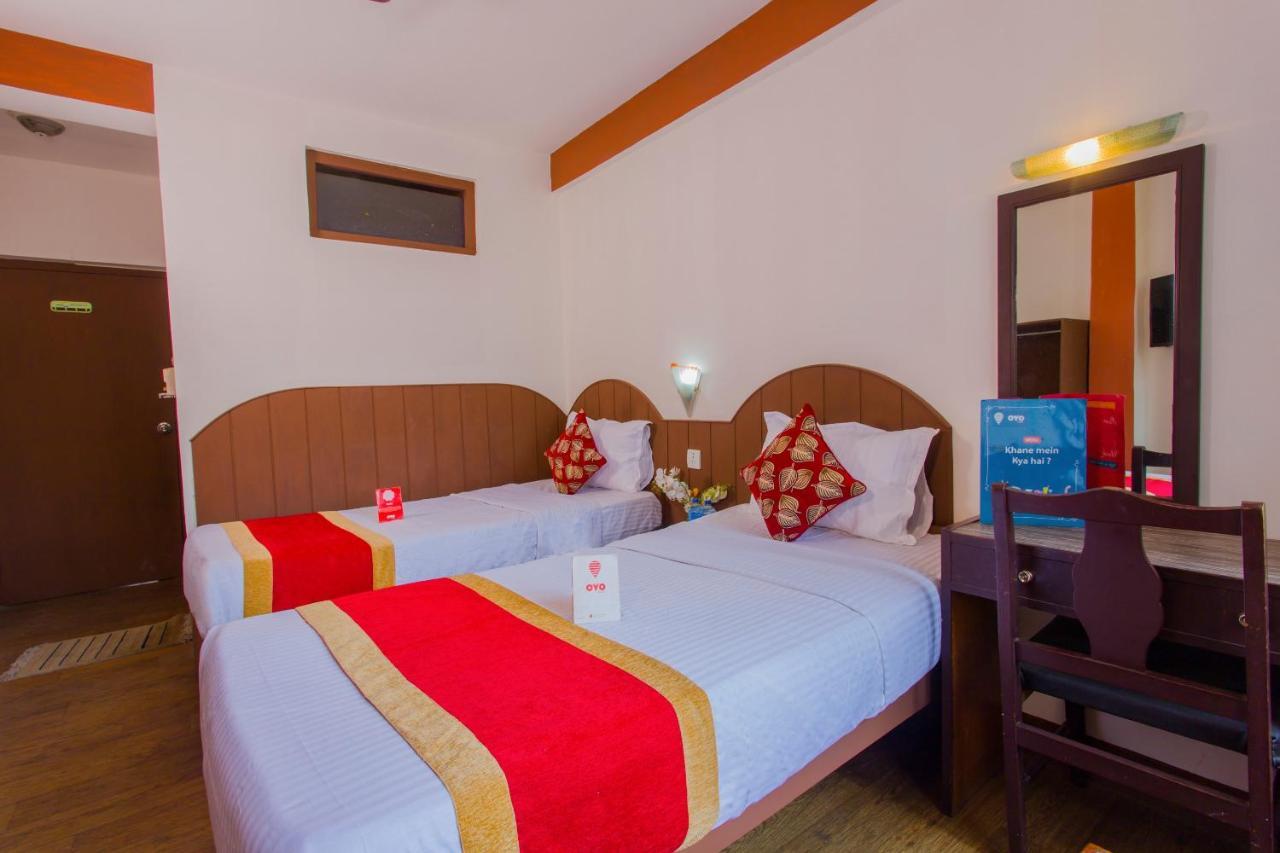 Oyo 166 Kathmandu Tourist Home Buitenkant foto